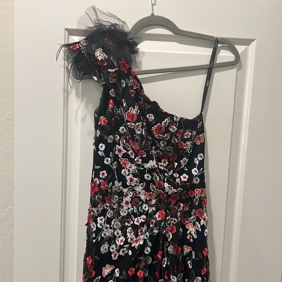 Mac duggal gown - Picture 6 of 9